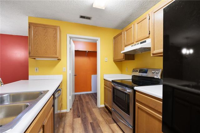 1200-1202 E 25th Terrace, Lawrence, KS 66046