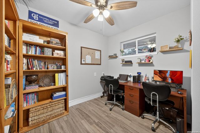 207 Zornia Dr., Castle Hills, TX 78213