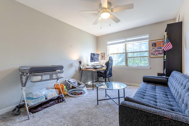 1230 N Knollwood Drive, Palatine, IL 60067