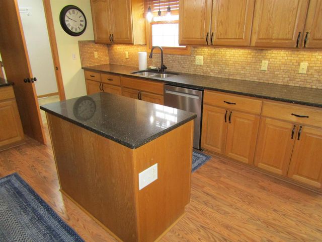 2133 Pheasant Ln., Salina, KS 67401