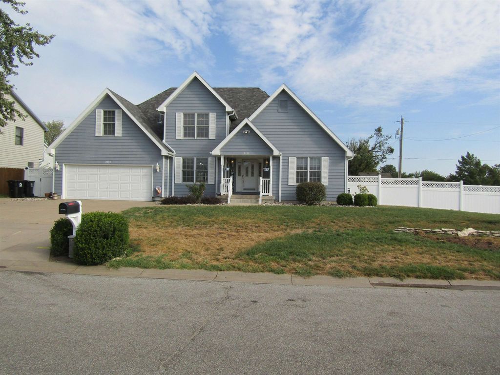 2133 Pheasant Ln., Salina, KS 67401