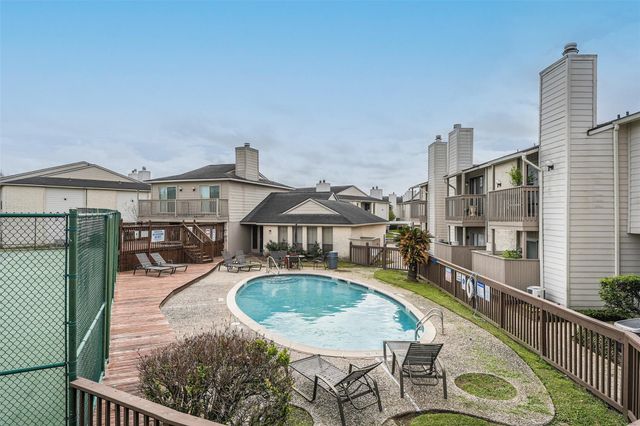 3919 Fairmont Parkway 184, Pasadena, TX 77504