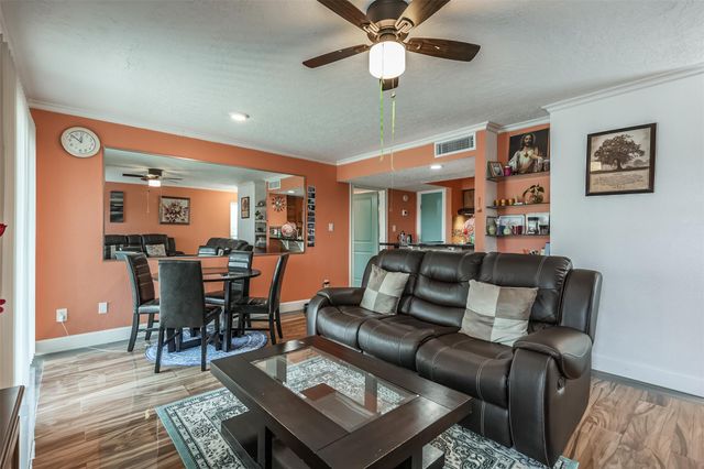 3919 Fairmont Parkway 184, Pasadena, TX 77504