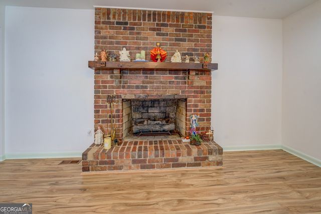 2194 Klondike Road SW, Conyers, GA 30094