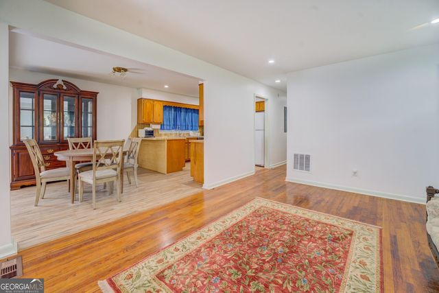 2194 Klondike Road SW, Conyers, GA 30094