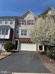89 HUNTING CREEK LN, Stafford, VA 22556