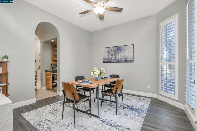 204 Chaps Ct, Oakley, CA 94561