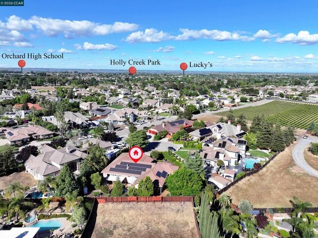 204 Chaps Ct, Oakley, CA 94561