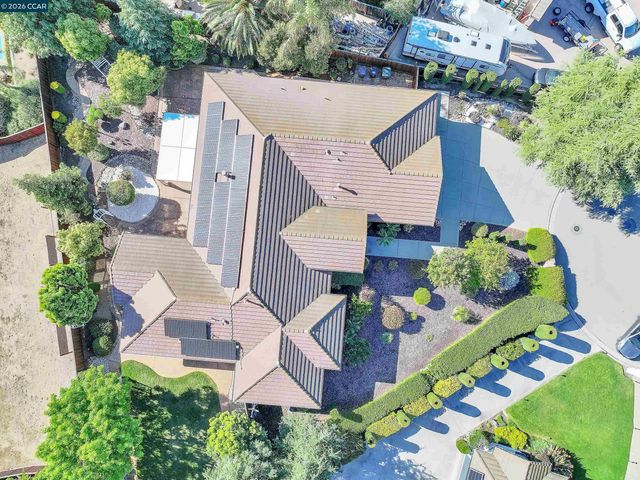 204 Chaps Ct, Oakley, CA 94561