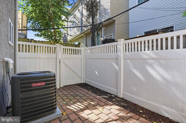 1332 S COLORADO ST, Philadelphia, PA 19146