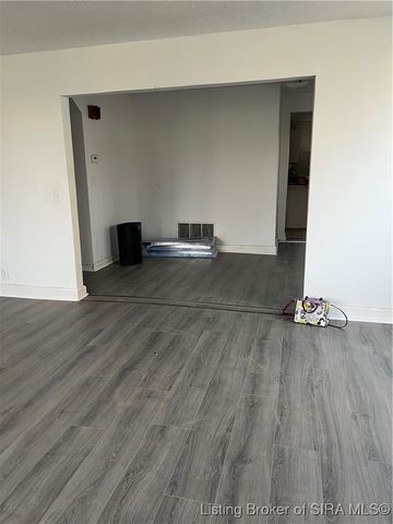 822 Green Road, Madison, IN 47250