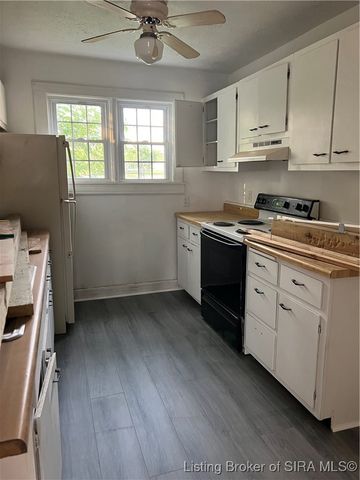 822 Green Road, Madison, IN 47250