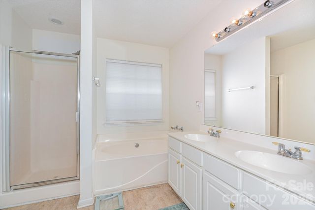 13610 Red Wine Court, Charlotte, NC 28273