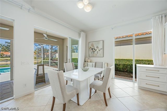 3833 Huelva CT, Naples, FL 34109
