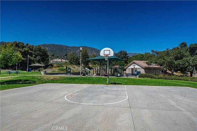 2560 Galicia, La Verne, CA 91750