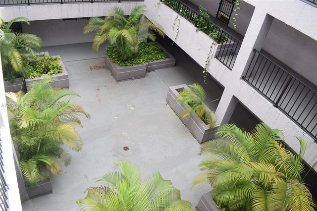 777 SW 9th Avenue 420, Miami, FL 33130
