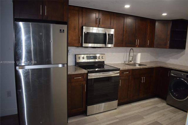 777 SW 9th Avenue 420, Miami, FL 33130