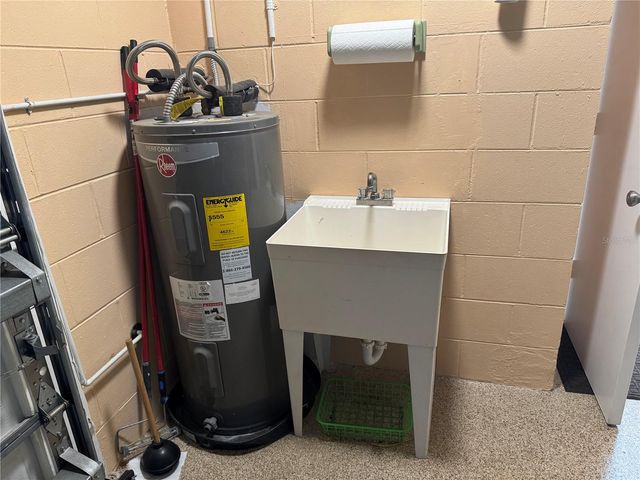 1657 ZADORA LANE, The Villages, FL 32159