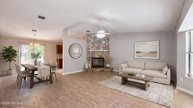 4711 CINNAMON FERN Drive, Jacksonville, FL 32210