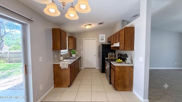 4711 CINNAMON FERN Drive, Jacksonville, FL 32210