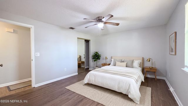 4711 CINNAMON FERN Drive, Jacksonville, FL 32210