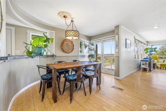 903 S 9th Street, Mount Vernon, WA 98274