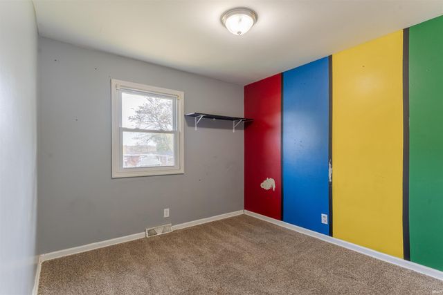 5200 Westchester Drive, Evansville, IN 47720