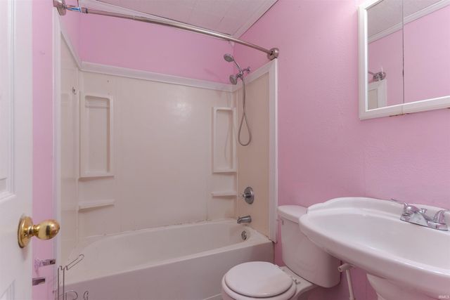 5200 Westchester Drive, Evansville, IN 47720