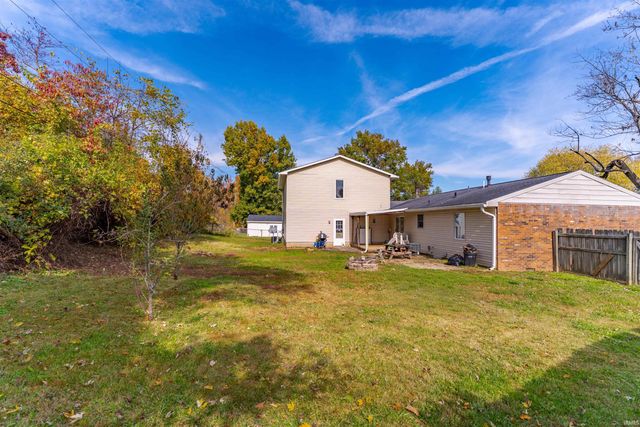 5200 Westchester Drive, Evansville, IN 47720