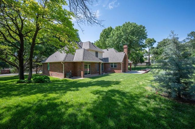 10512 Highview Drive, Oklahoma City, OK 73151