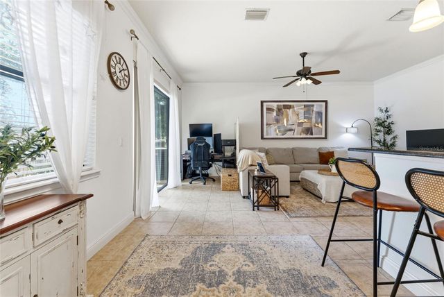 10285 VILLA PALAZZO COURT, Tampa, FL 33615