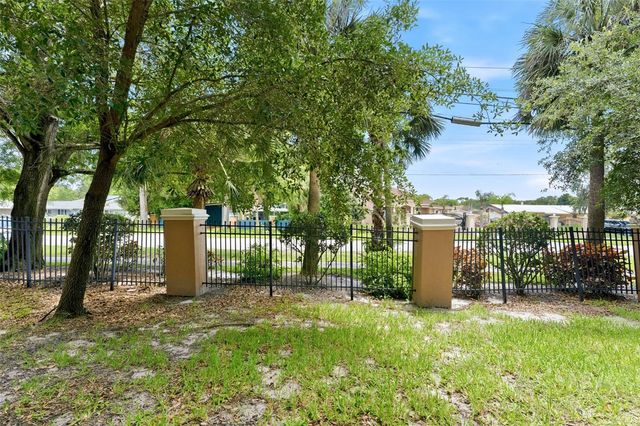 10285 VILLA PALAZZO COURT, Tampa, FL 33615