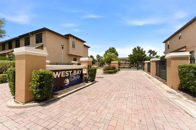 10285 VILLA PALAZZO COURT, Tampa, FL 33615