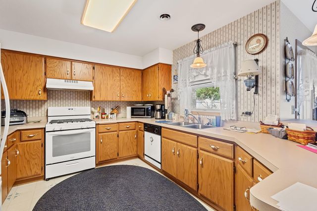 12181 N 332 E 46, Demotte, IN 46310