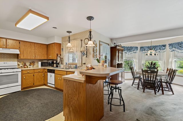 12181 N 332 E 46, Demotte, IN 46310