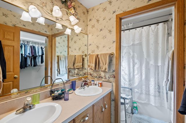 12181 N 332 E 46, Demotte, IN 46310