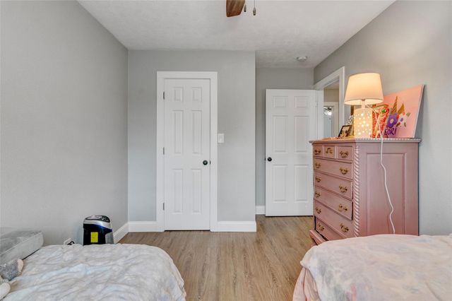 15410 San Jacinto Street, Hamshire, TX 77622