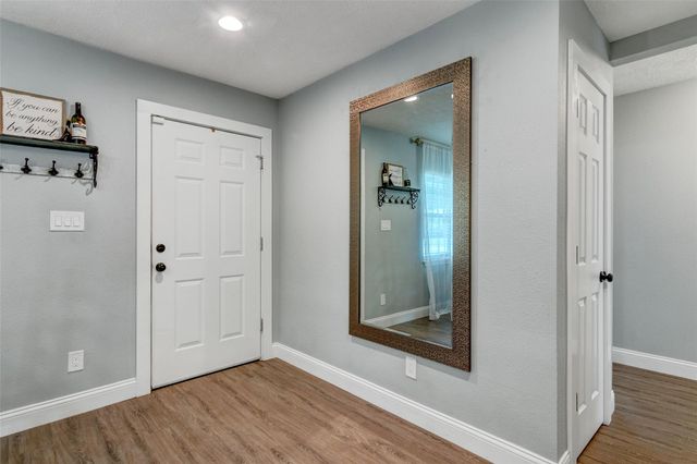 15410 San Jacinto Street, Hamshire, TX 77622