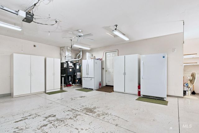 3026 N Lochsa Ave, Meridian, ID 83646