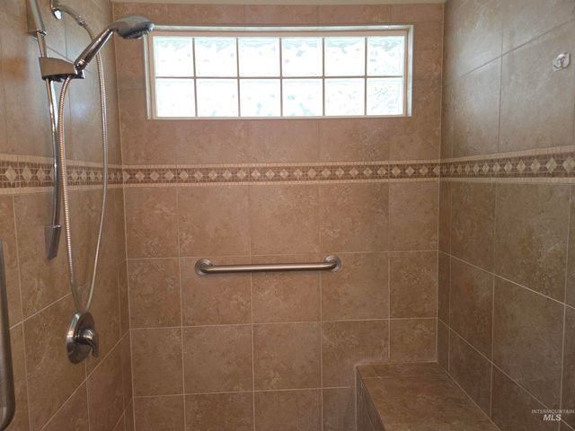 3026 N Lochsa Ave, Meridian, ID 83646