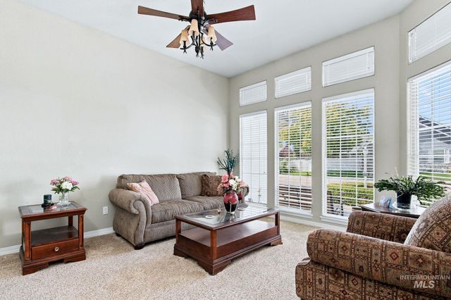 3026 N Lochsa Ave, Meridian, ID 83646