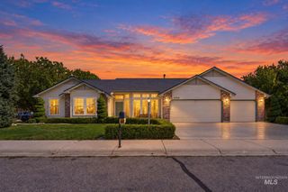 3026 N Lochsa Ave, Meridian, ID 83646