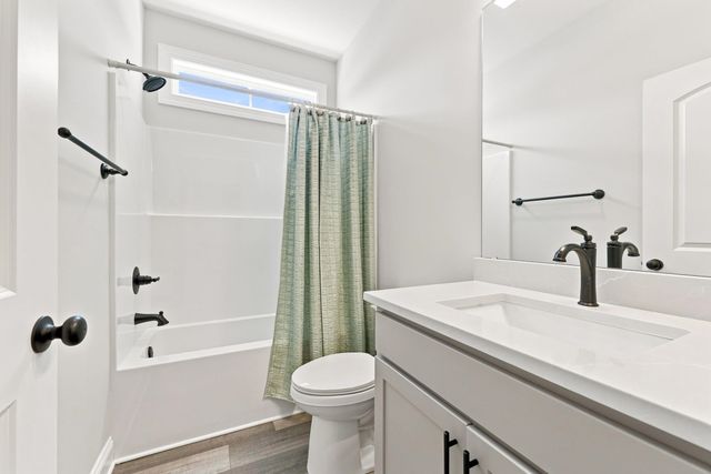 1413 Crooked Hook Rd., North Myrtle Beach, SC 29582