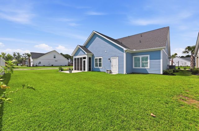 1413 Crooked Hook Rd., North Myrtle Beach, SC 29582
