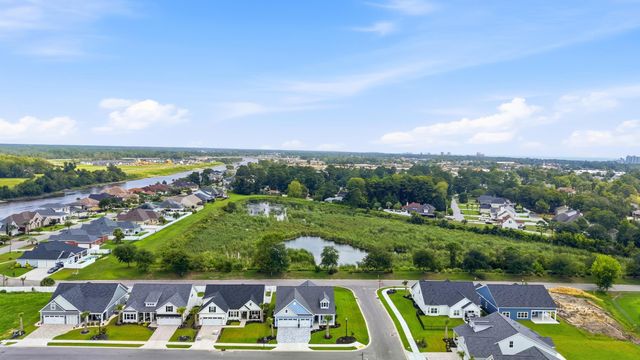 1413 Crooked Hook Rd., North Myrtle Beach, SC 29582