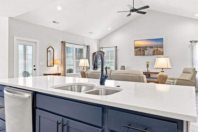 1413 Crooked Hook Rd., North Myrtle Beach, SC 29582