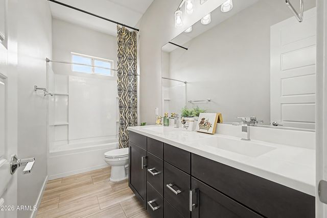 1441 E POWELL Way, Gilbert, AZ 85298