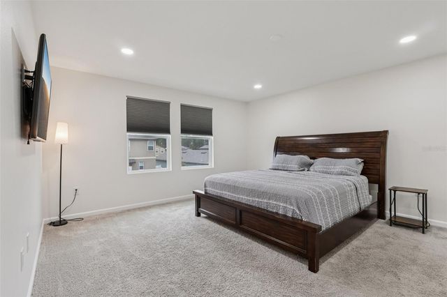 2270 HEMINGWAY CIRCLE, Groveland, FL 34736