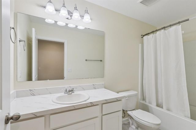 2270 HEMINGWAY CIRCLE, Groveland, FL 34736