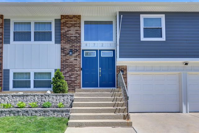 4721 Huntington Boulevard, Hoffman Estates, IL 60192